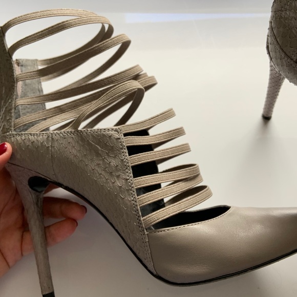 SOLD - Picture 2 of 6